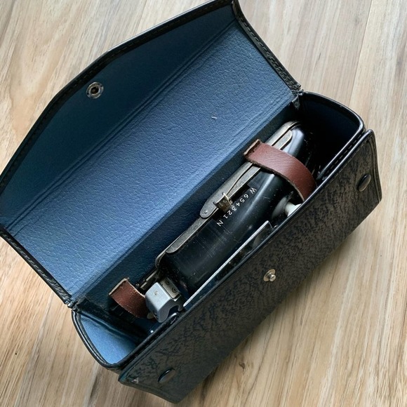 Vintage Domestic Buttonholer Attachment in Case! WITH 4 Plates - Picture 2 of 9